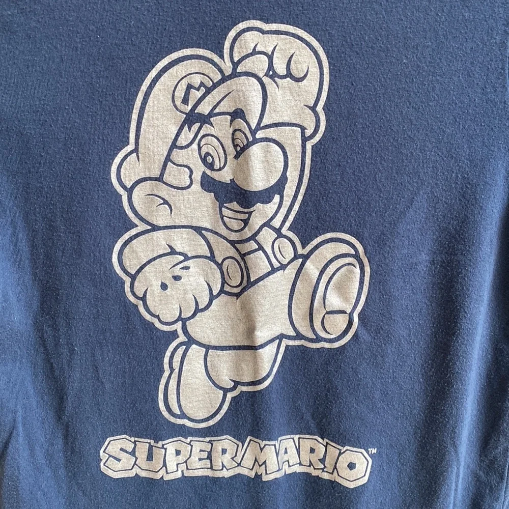 Nintendo Licensed Super Mario Tee - Picture 2 of 6